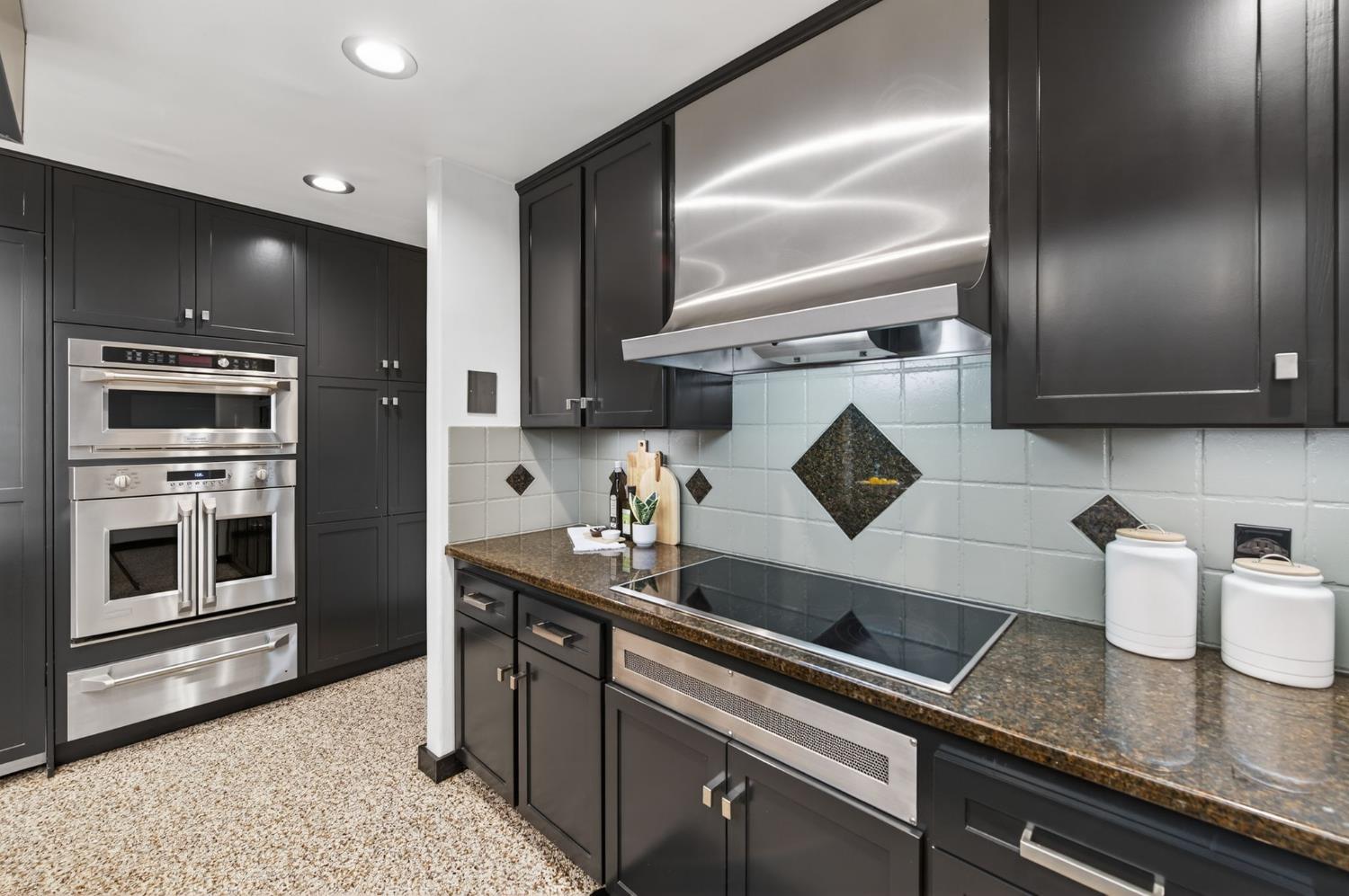 7621 N Laguna Vista Avenue, Fresno, CA, 93711