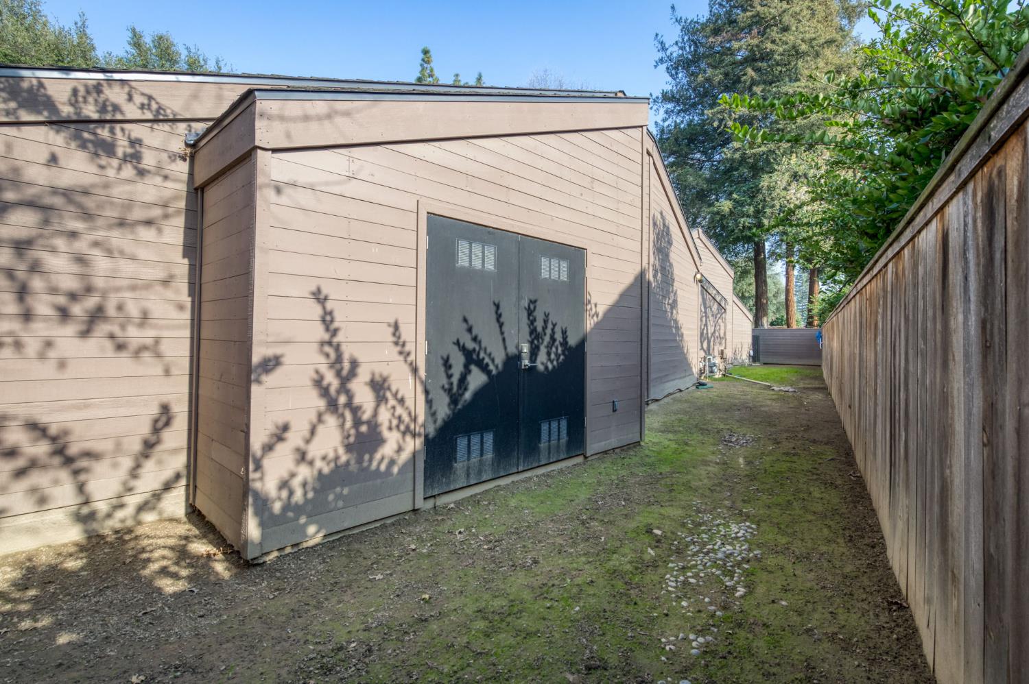 7621 N Laguna Vista Avenue, Fresno, CA, 93711