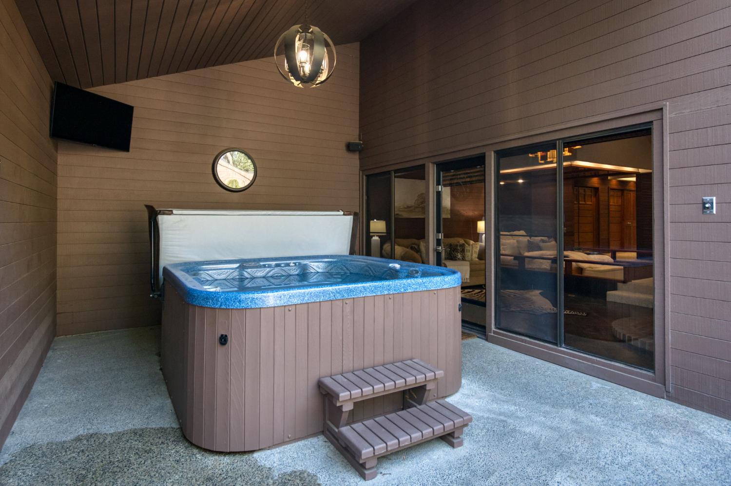 7621 N Laguna Vista Avenue, Fresno, CA, 93711