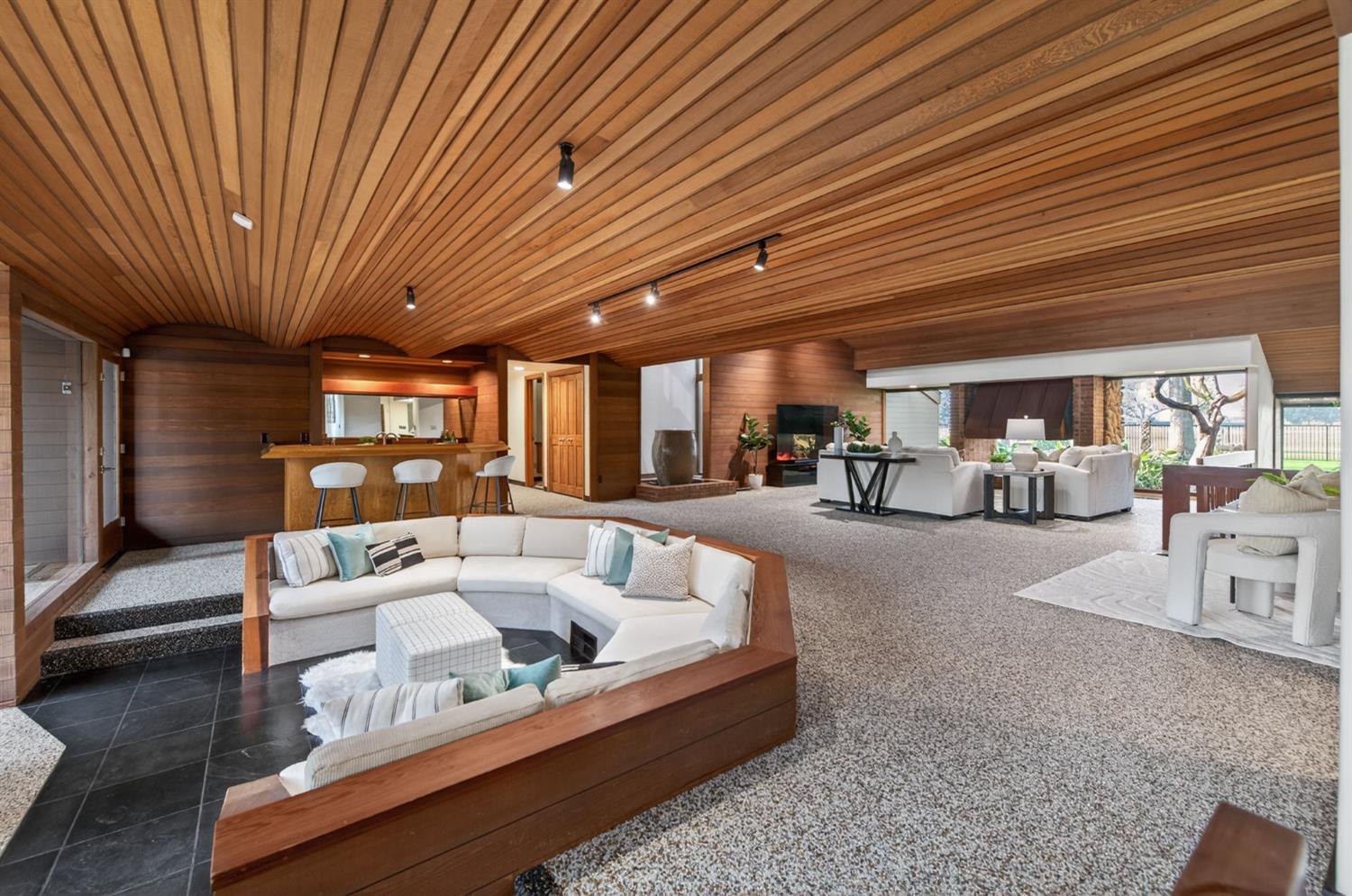 7621 N Laguna Vista Avenue, Fresno, CA, 93711