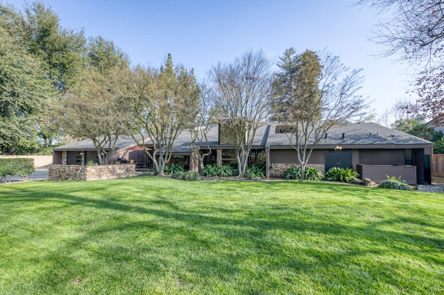 7621 N Laguna Vista Avenue, Fresno, CA, 93711