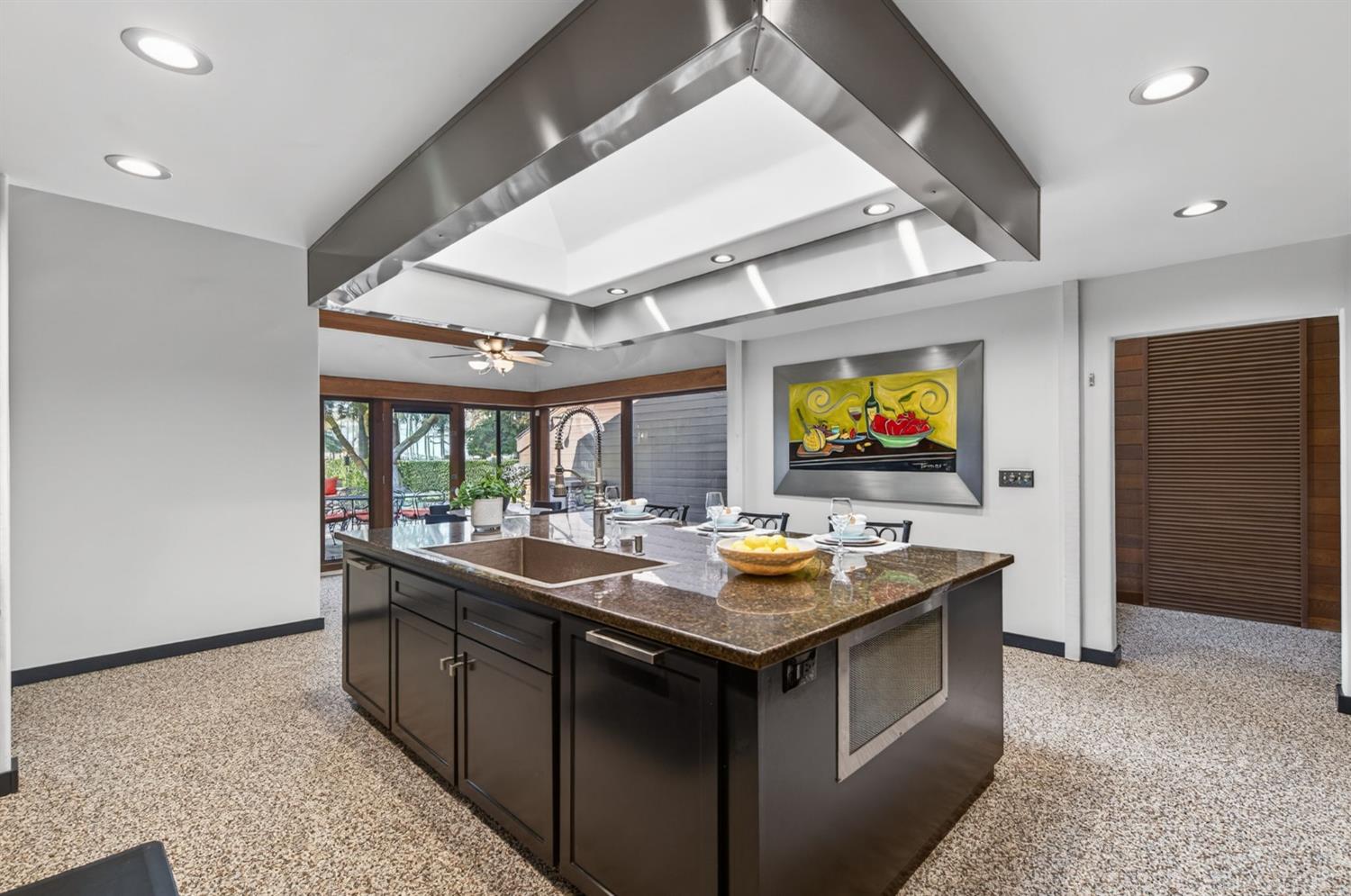 7621 N Laguna Vista Avenue, Fresno, CA, 93711