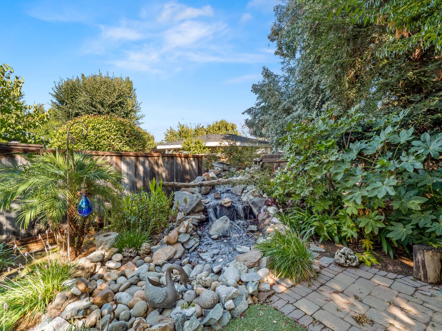 7258 N Pacific, Fresno, CA, 93711