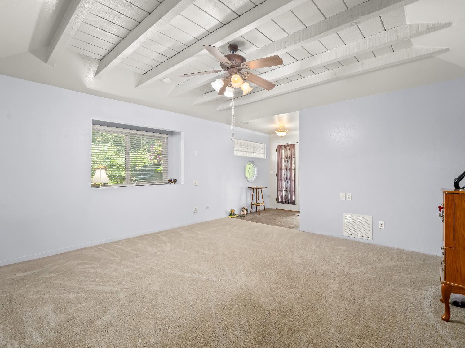 7258 N Pacific, Fresno, CA, 93711