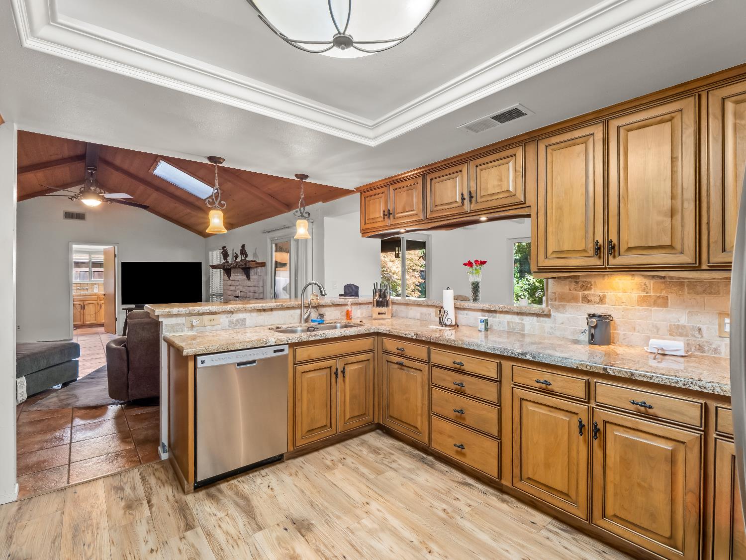 7258 N Pacific, Fresno, CA, 93711