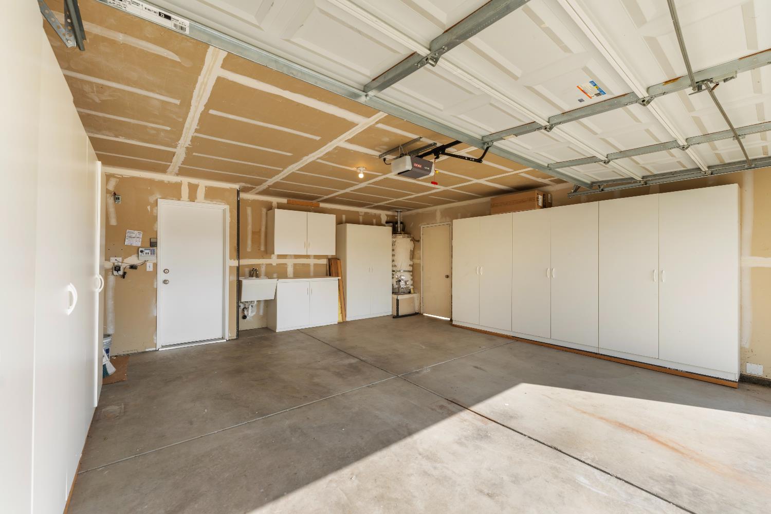 520 S Burgundy Street, Kerman, CA, 93630