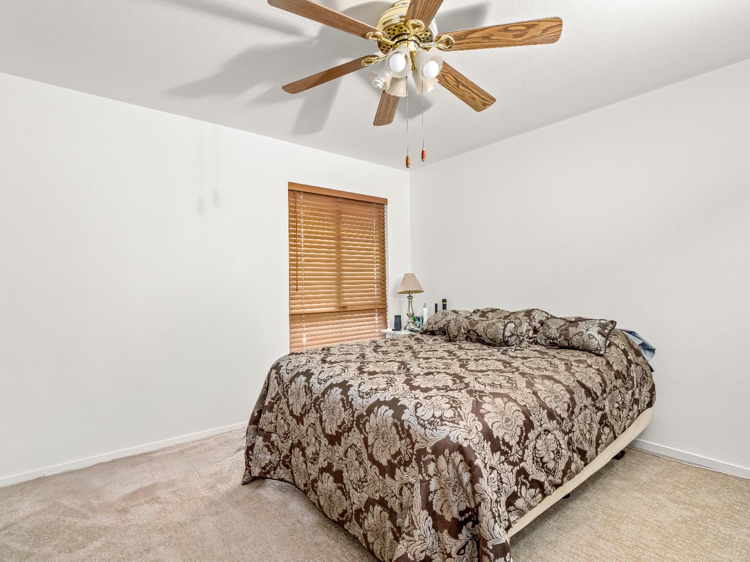 7258 N Pacific, Fresno, CA, 93711