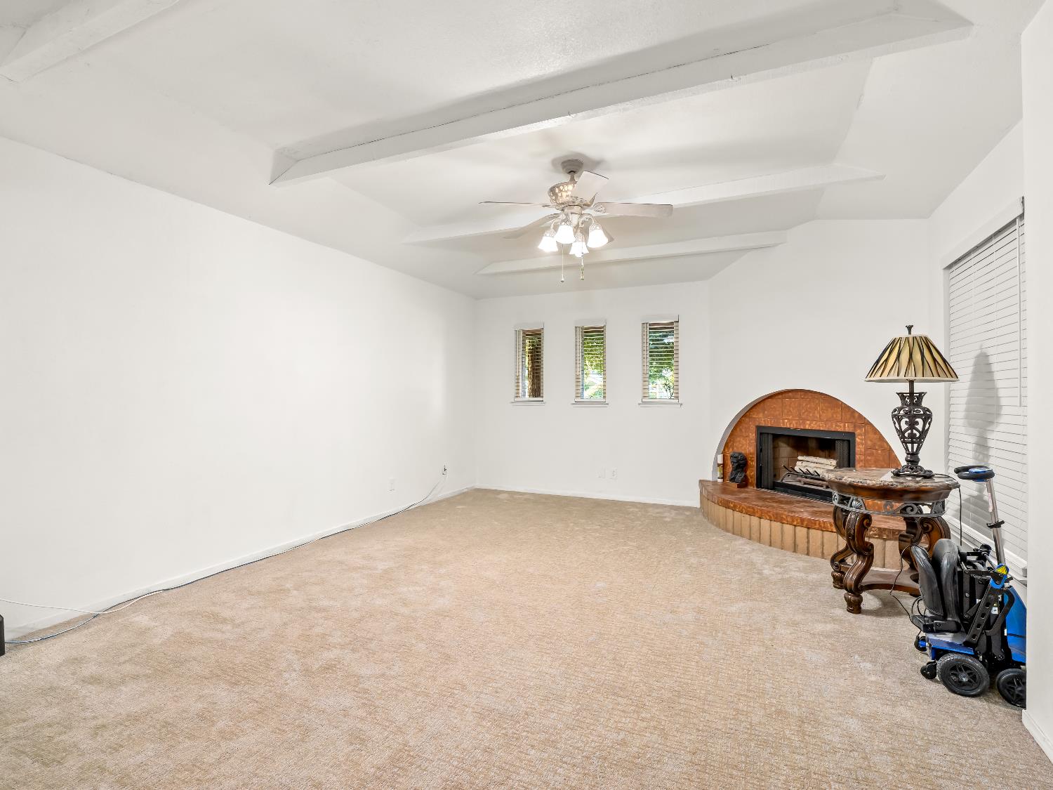 7258 N Pacific, Fresno, CA, 93711
