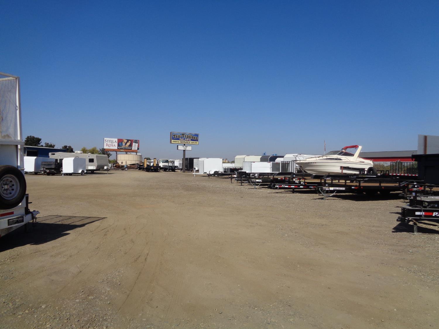 Commercial in Fresno