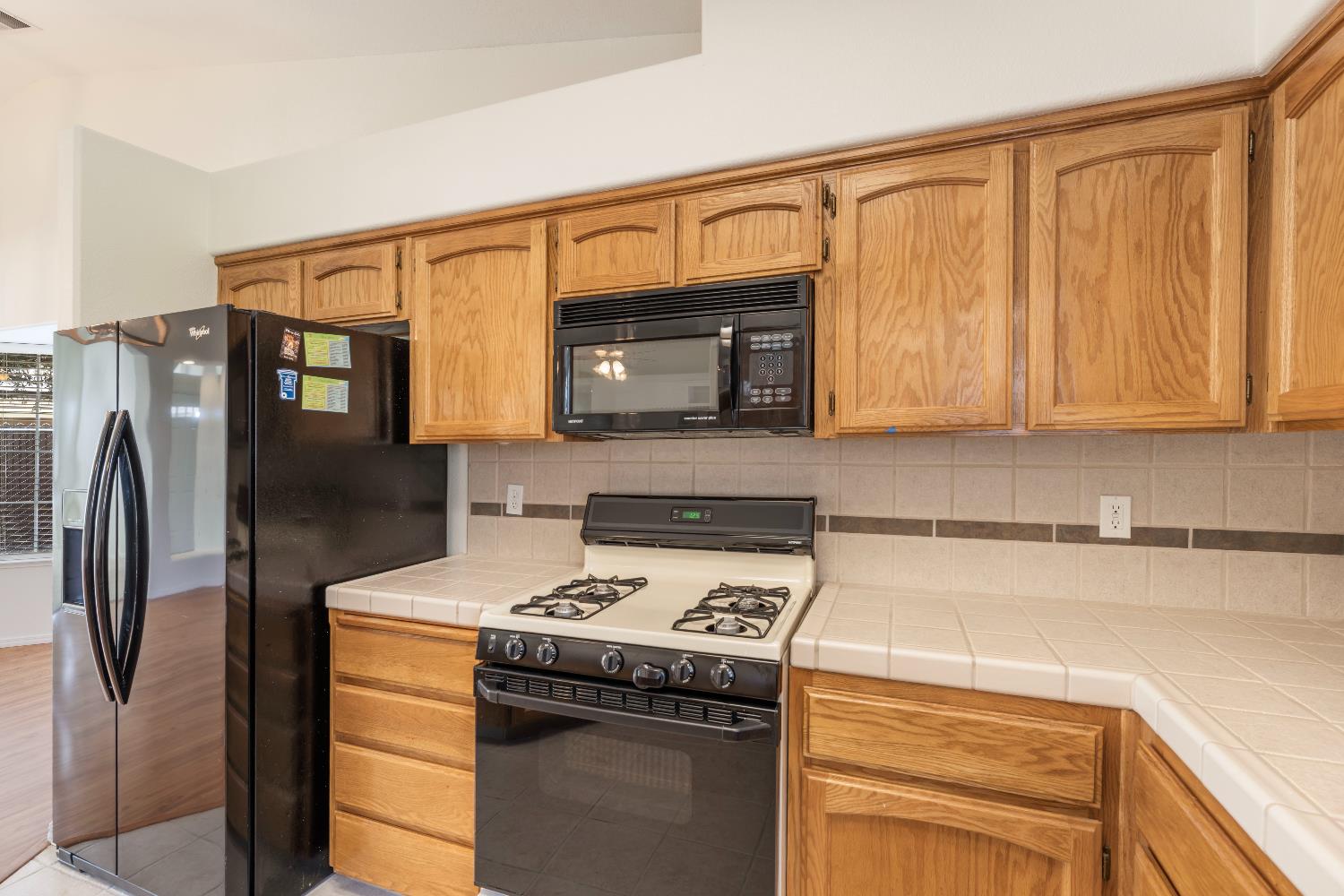 520 S Burgundy Street, Kerman, CA, 93630