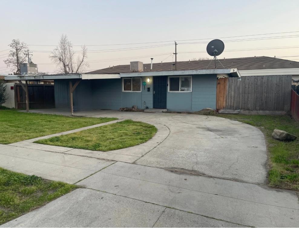 Single Family in Fresno