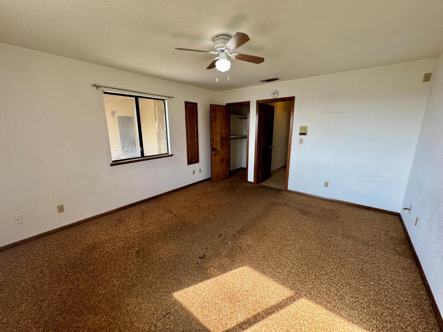 17617 W Belmont Avenue, Kerman, CA, 93630