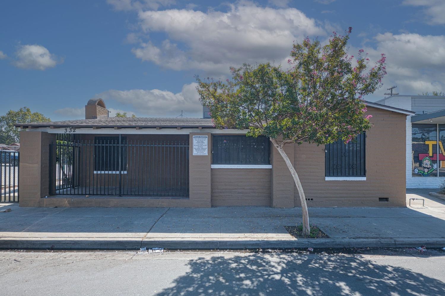 369 N Greco Lane, Clovis, CA, 93611