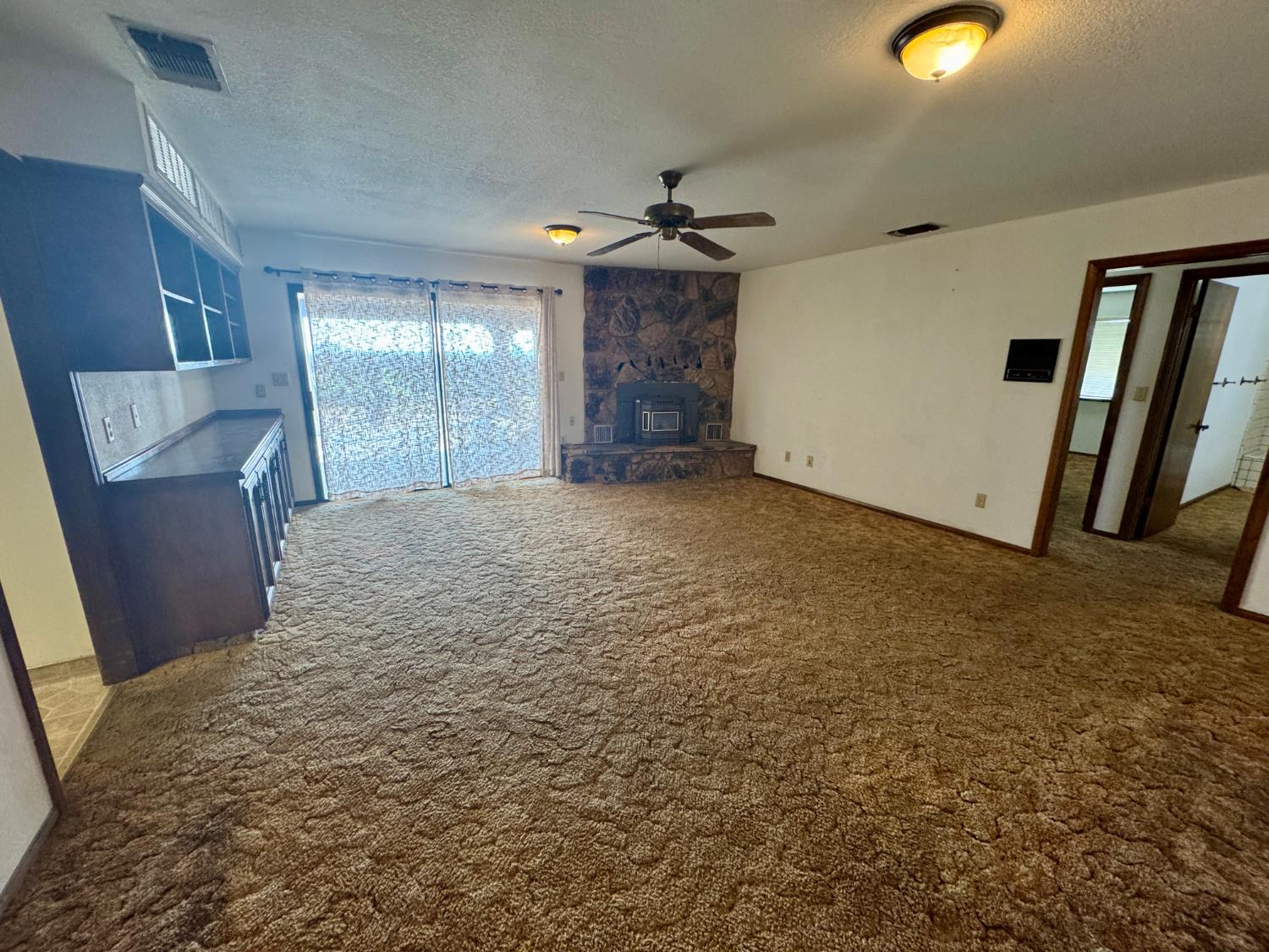 17617 W Belmont Avenue, Kerman, CA, 93630