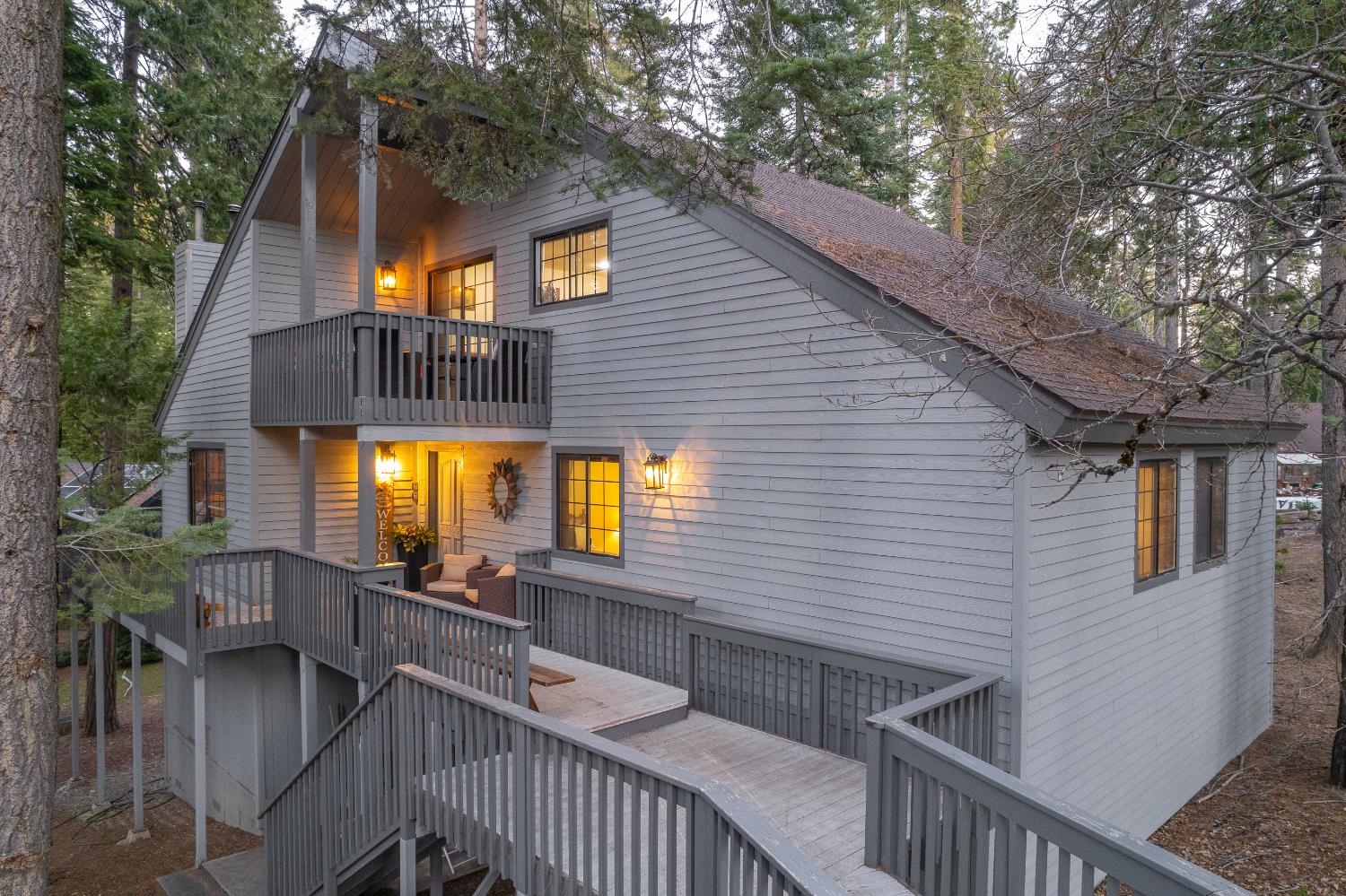 39095 Ridge Rd, Shaver Lake, CA, 93664
