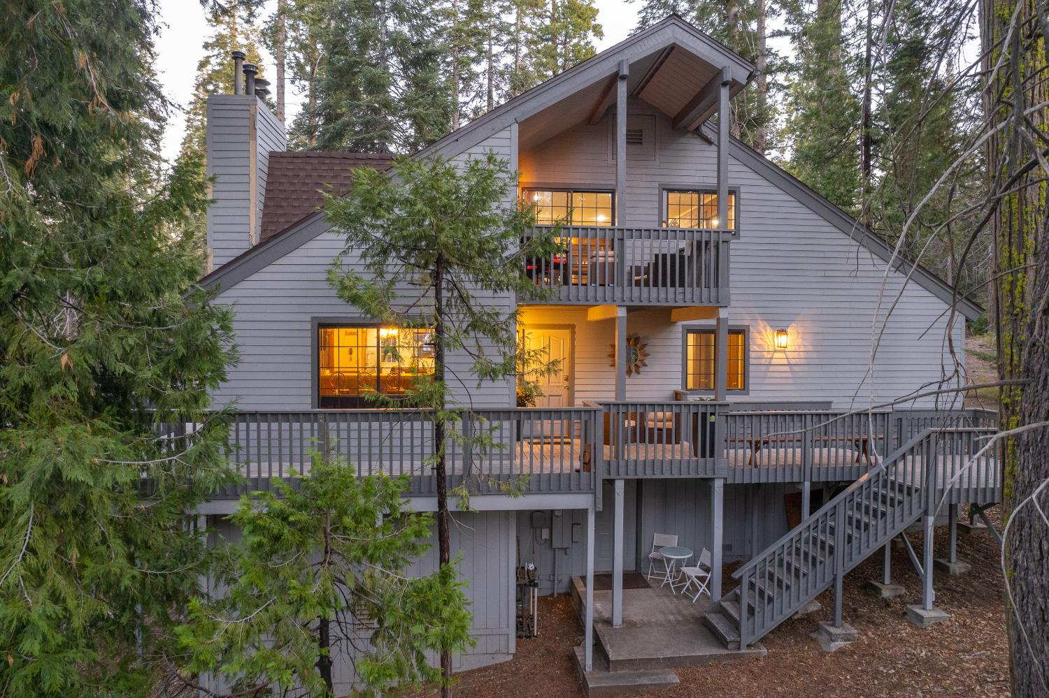 39095 Ridge Rd, Shaver Lake, CA, 93664