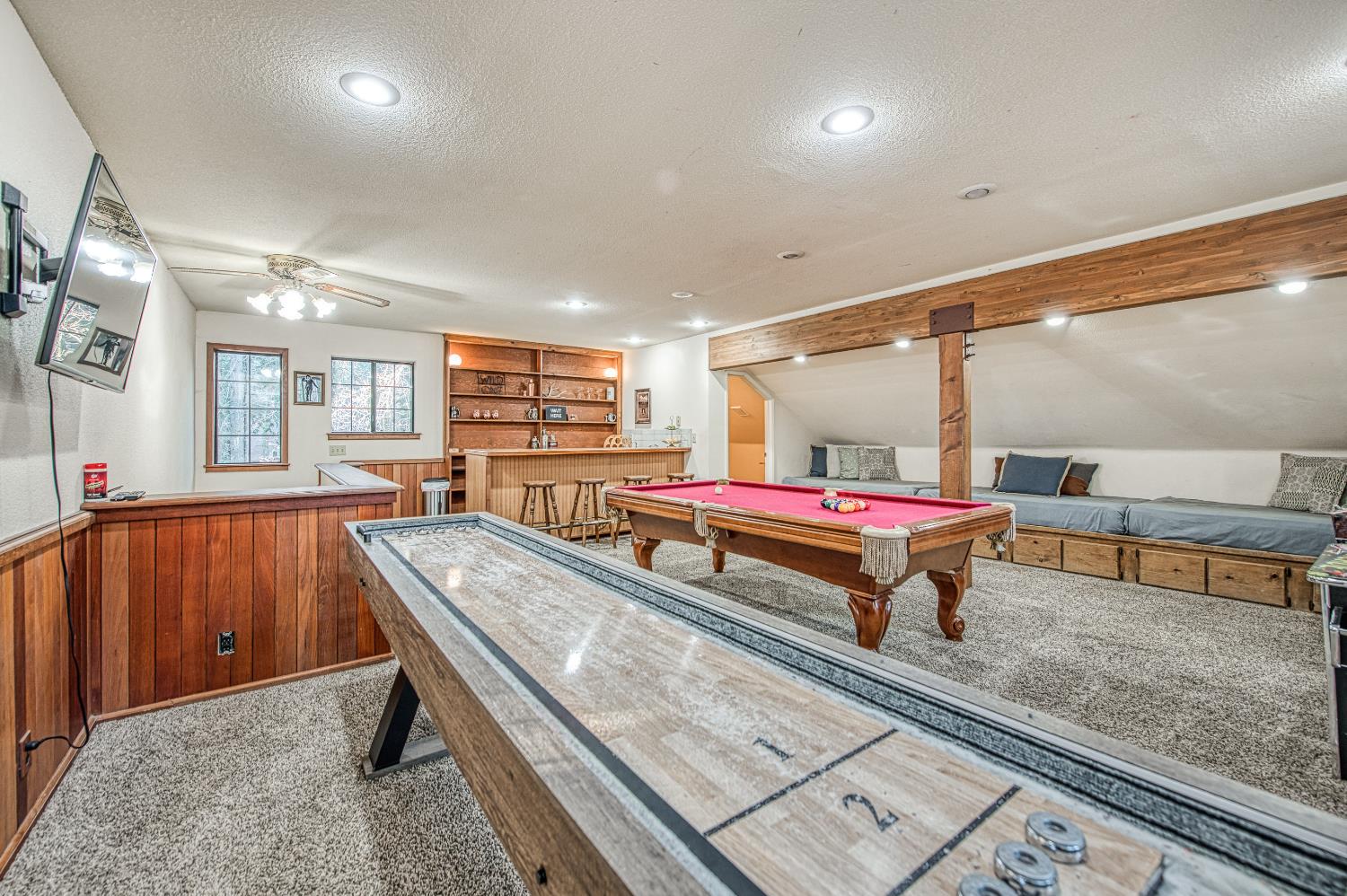 39095 Ridge Rd, Shaver Lake, CA, 93664