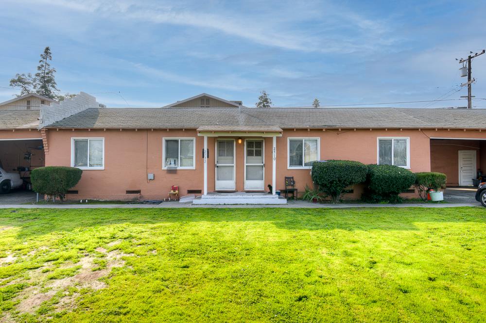 2702 E Hedges Avenue, Fresno, CA, 93703
