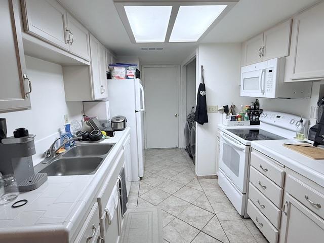 284 W Lexington Avenue, Fresno, CA, 93711