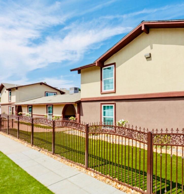 Multi Family in Fresno - photo 2