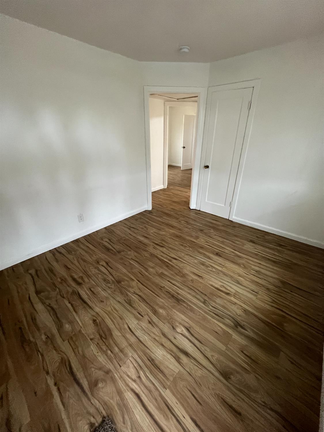 2702 E Hedges Avenue, Fresno, CA, 93703