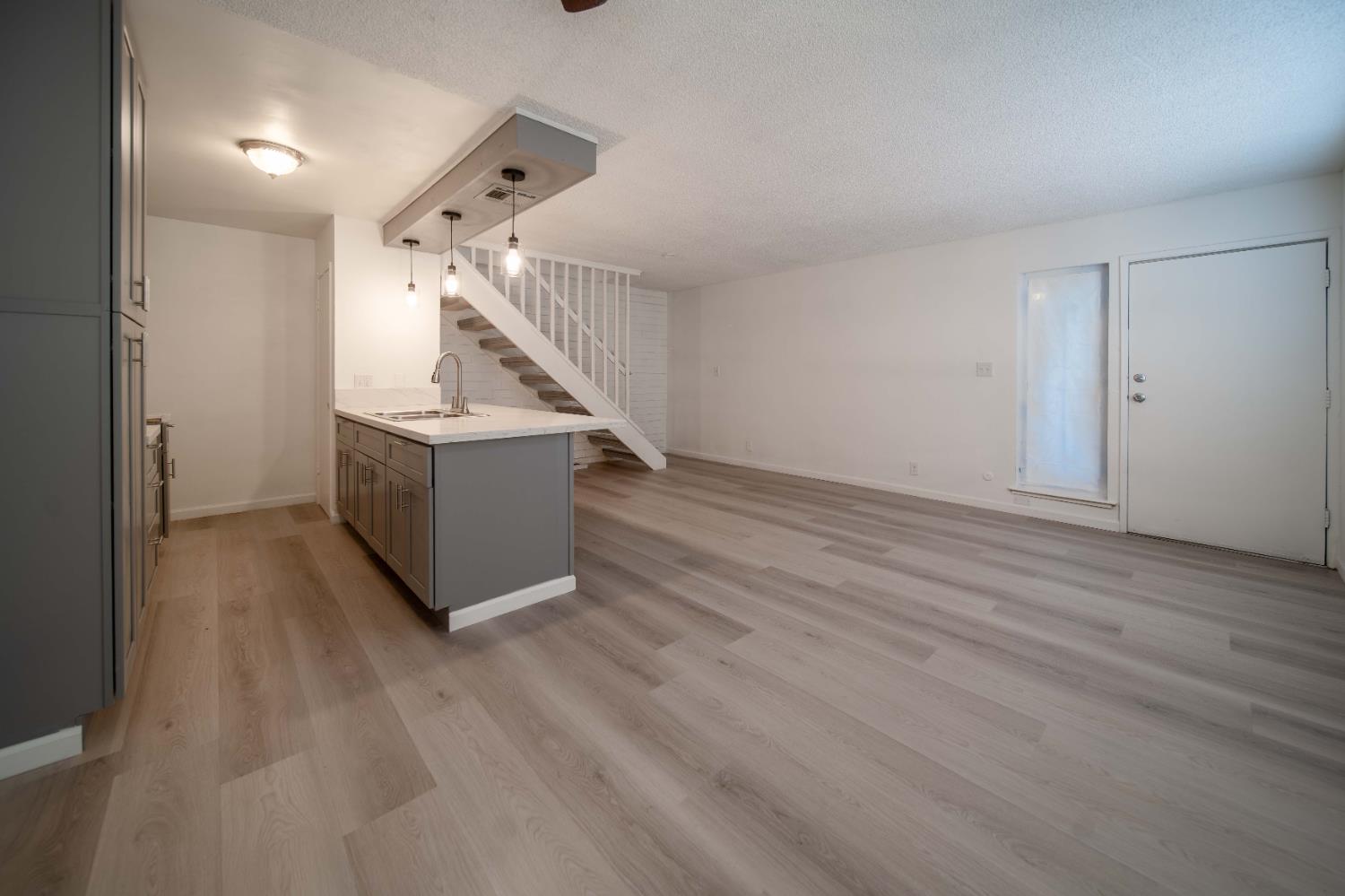 2585 W Fairmont Avenue UNIT&nbsp;101, Fresno, CA, 93705