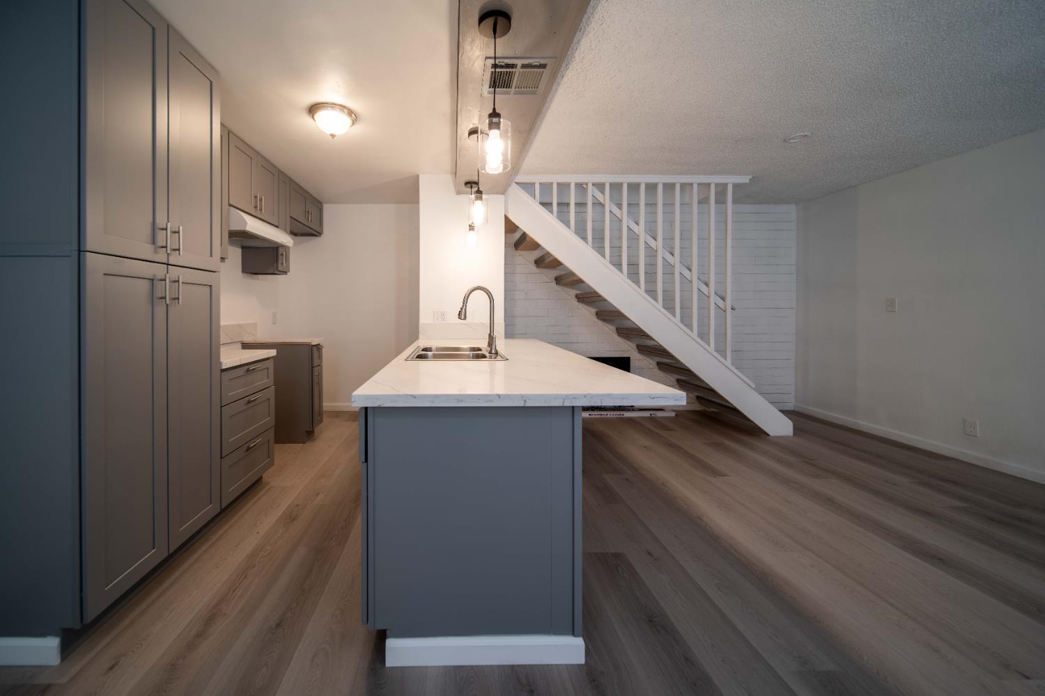 2585 W Fairmont Avenue UNIT&nbsp;101, Fresno, CA, 93705