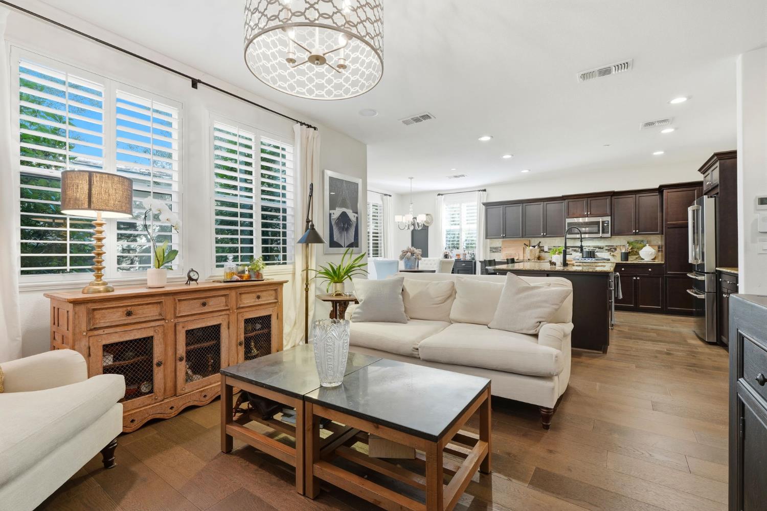 1521 N Encoure Way, Clovis, CA, 93619