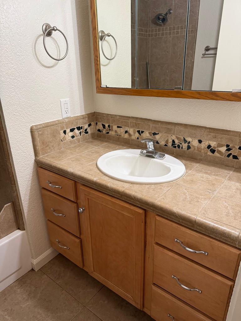 49872 Road 426, Oakhurst, CA, 93644
