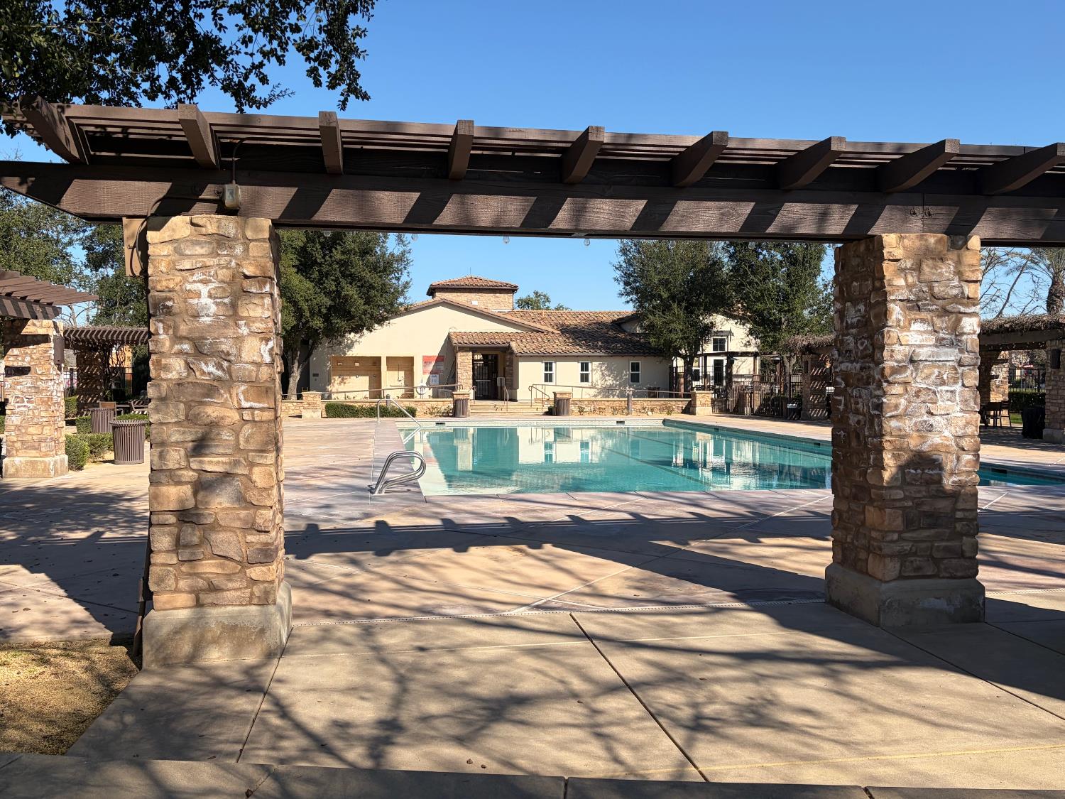 1521 N Encoure Way, Clovis, CA, 93619