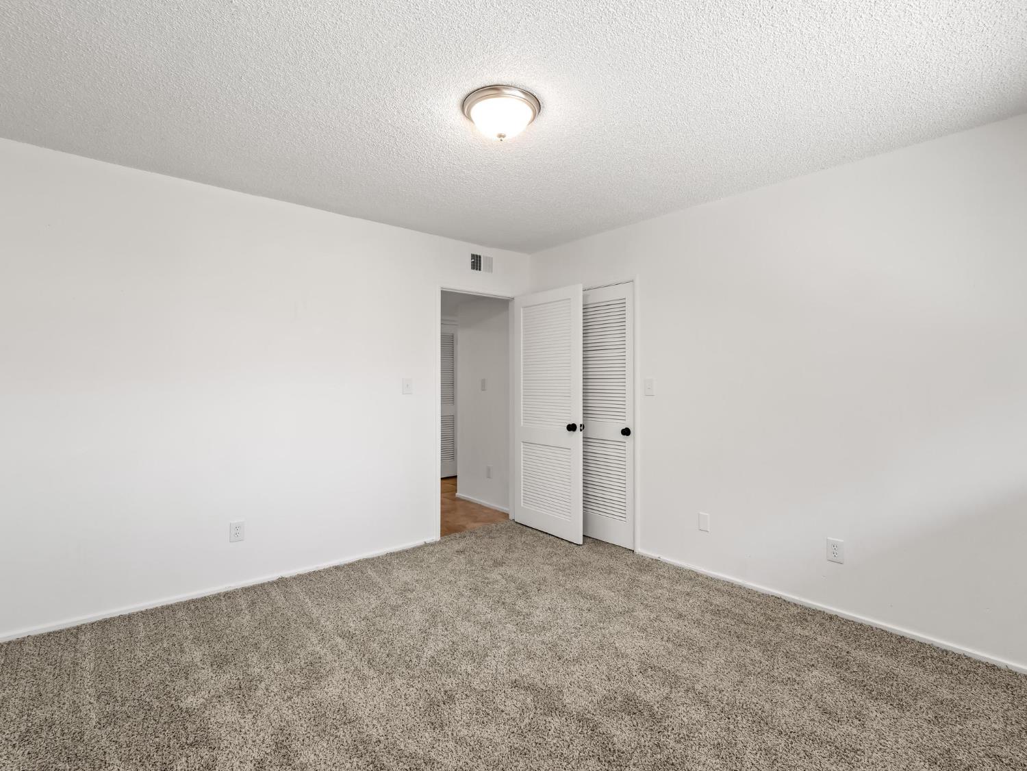 3725 N Fruit Avenue UNIT&nbsp;B, Fresno, CA, 93705