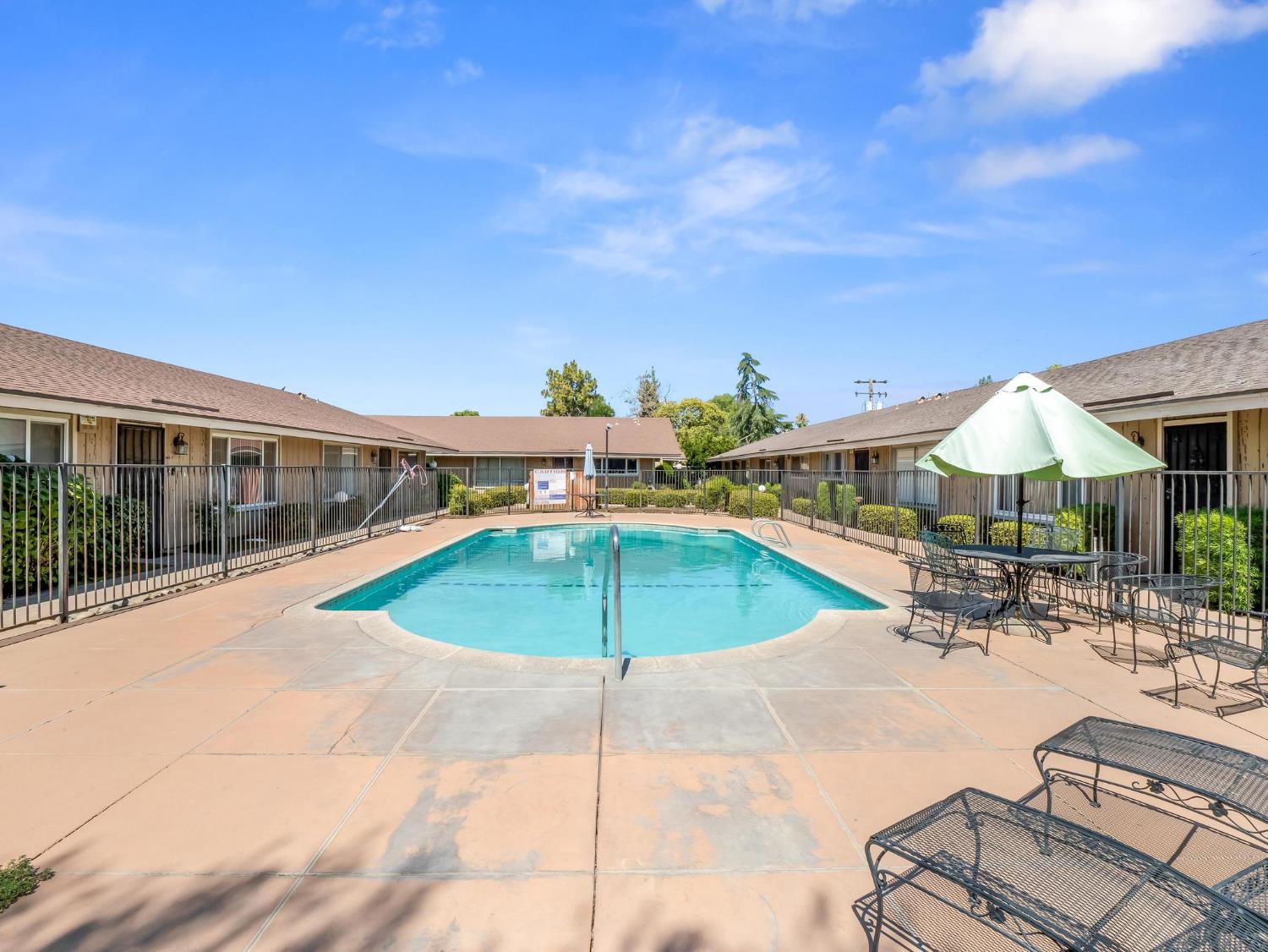 3725 N Fruit Avenue UNIT&nbsp;B, Fresno, CA, 93705