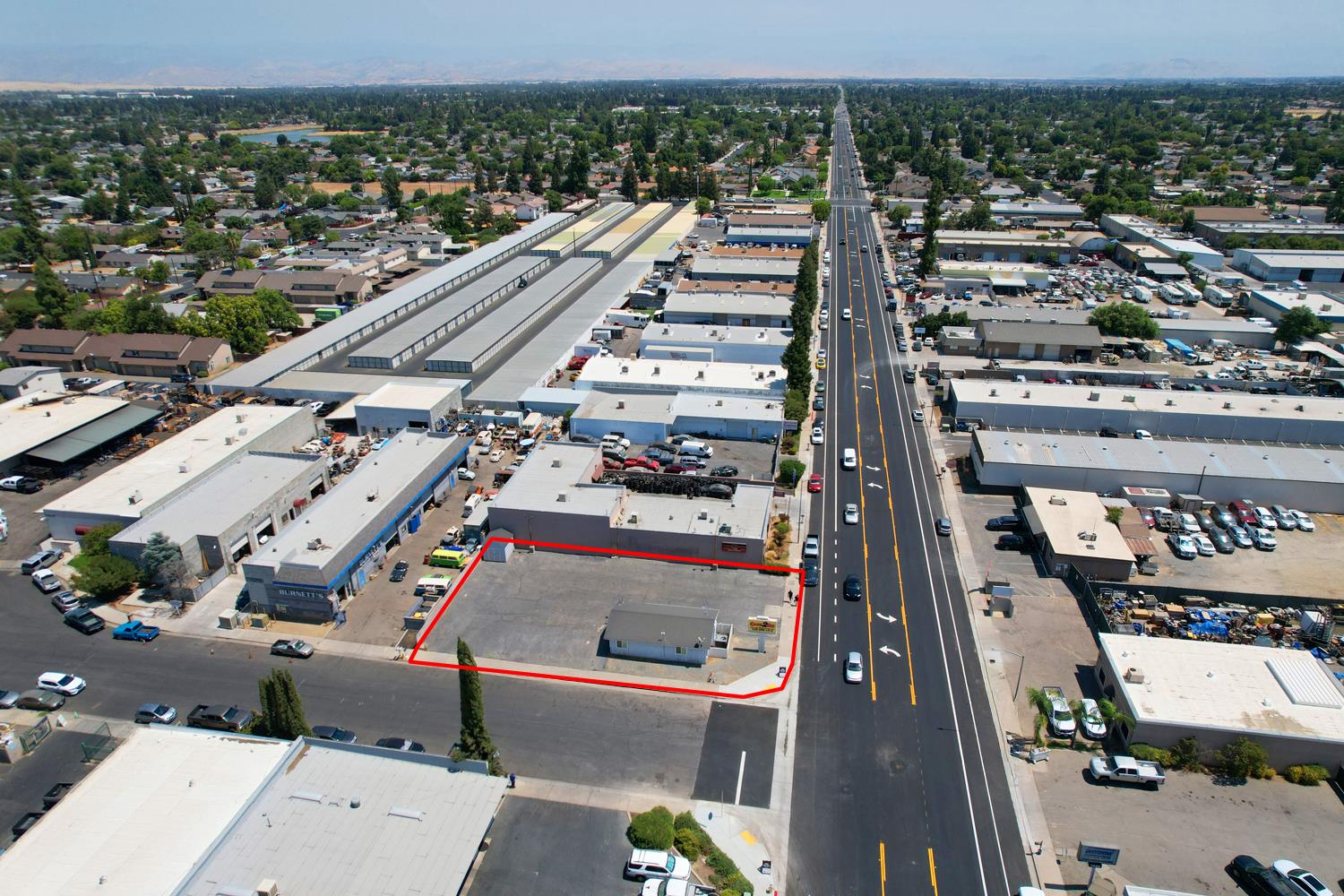 Commercial in Clovis