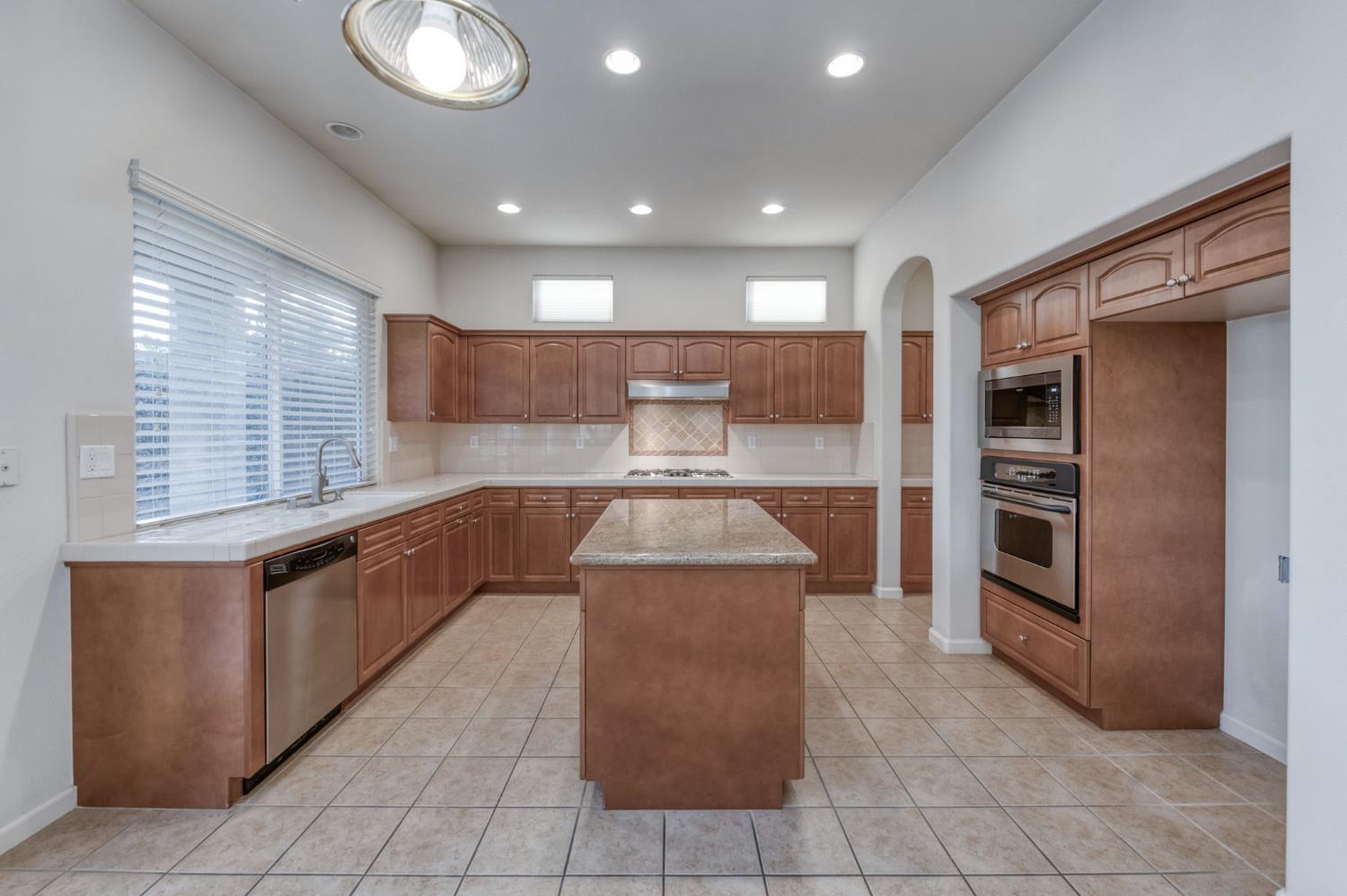 3202 Everglade Avenue, Clovis, CA, 93619