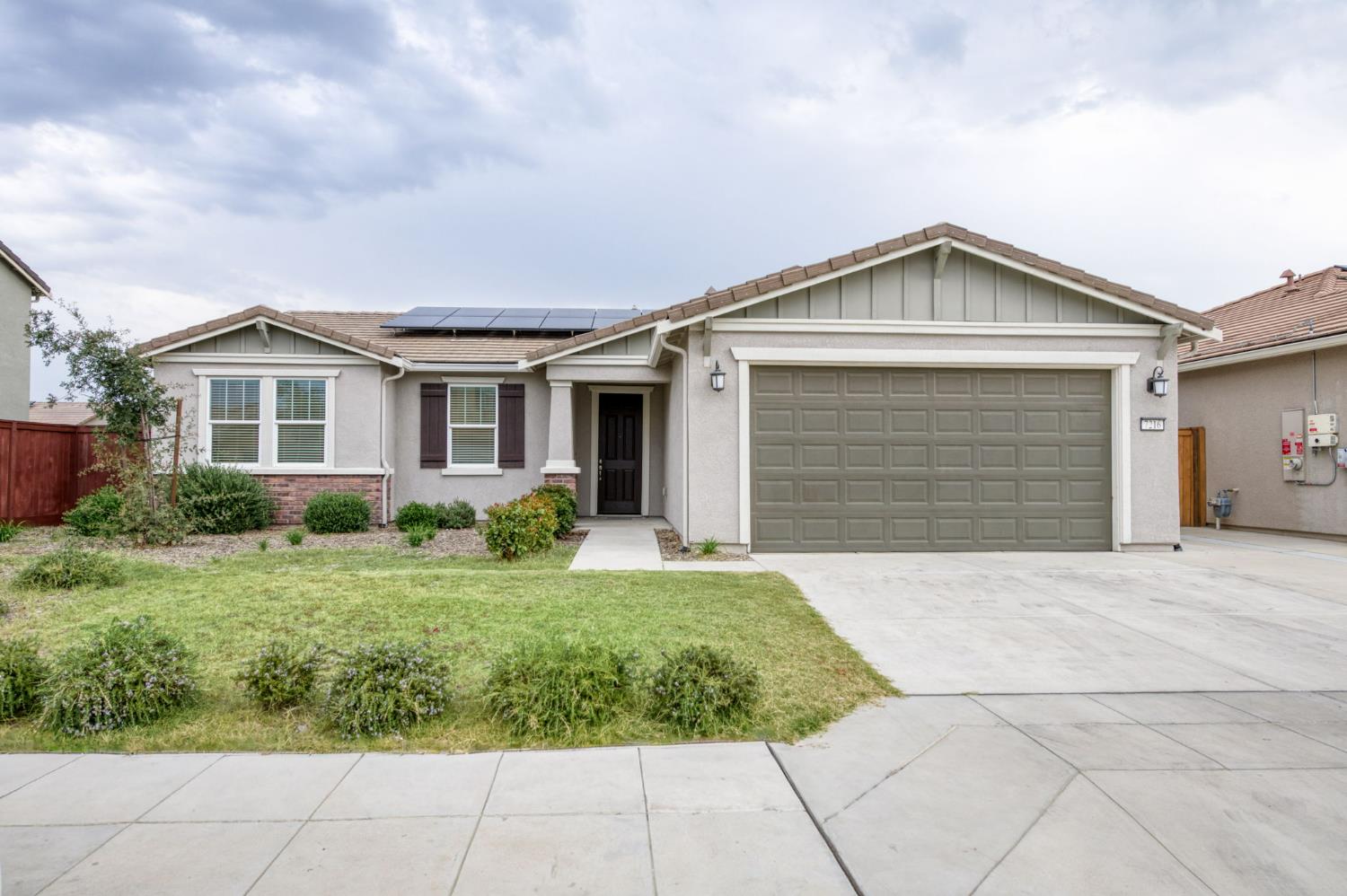 104 N Koleen Ave, Kerman, CA, 93630