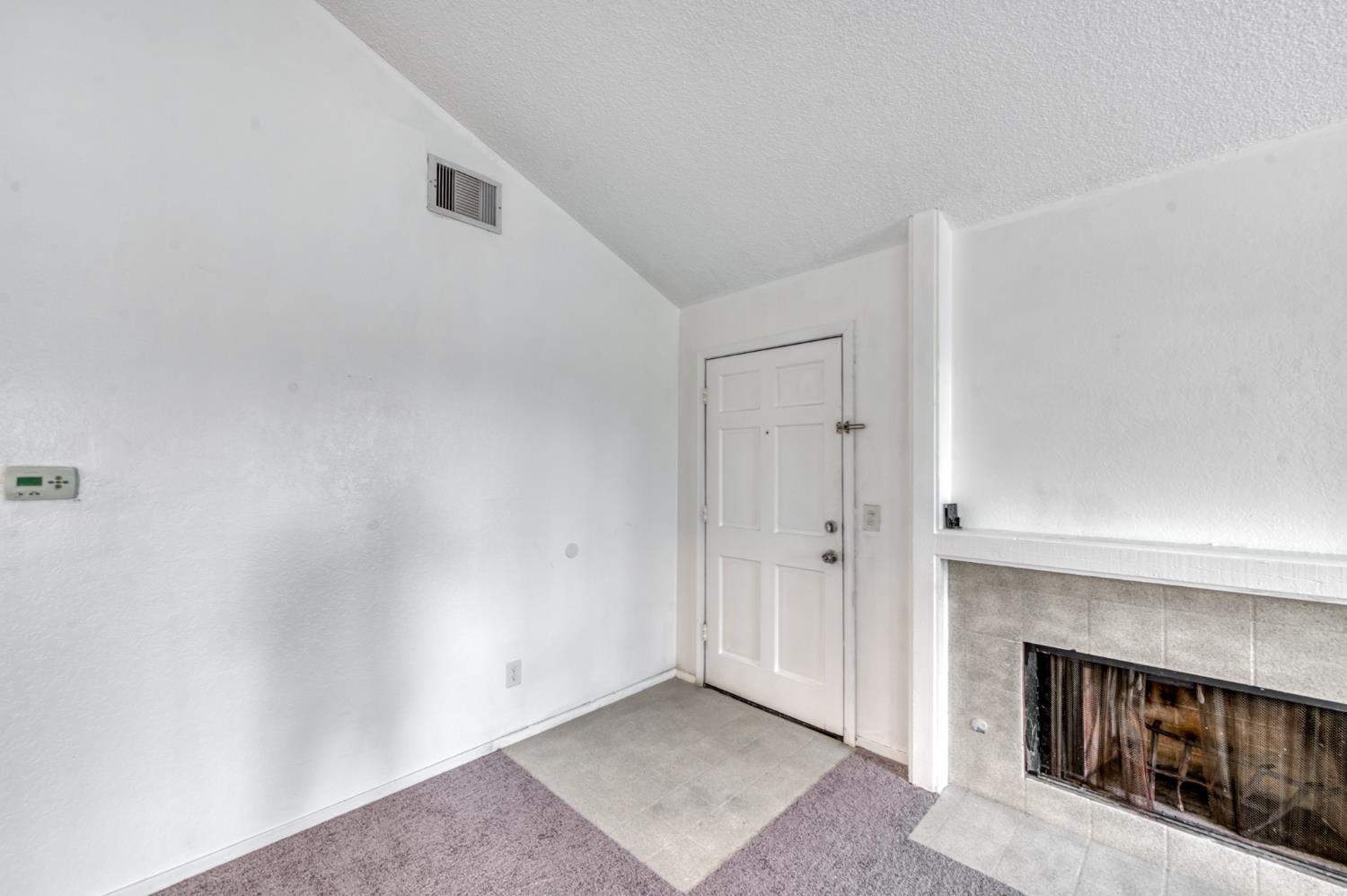 4860 E Lane Avenue UNIT&nbsp;230, Fresno, CA, 93727