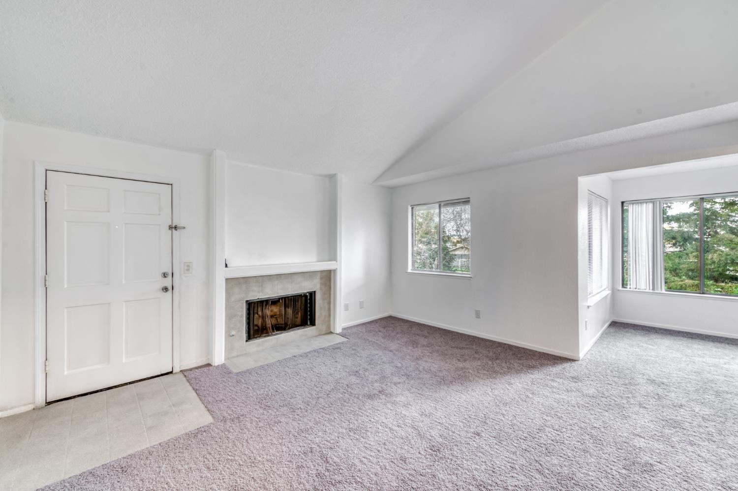 4860 E Lane Avenue UNIT&nbsp;230, Fresno, CA, 93727