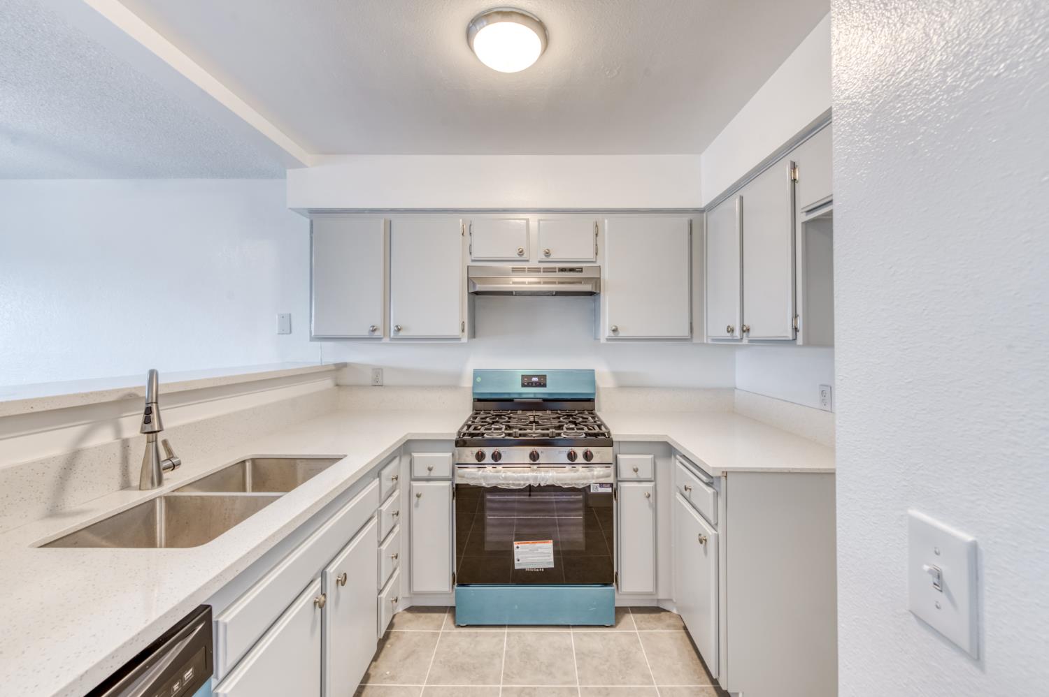 4860 E Lane Avenue UNIT&nbsp;230, Fresno, CA, 93727