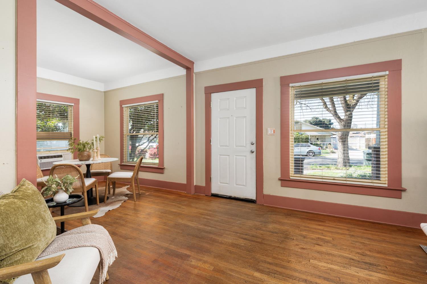 1336 N Del Mar Avenue, Fresno, CA, 93728