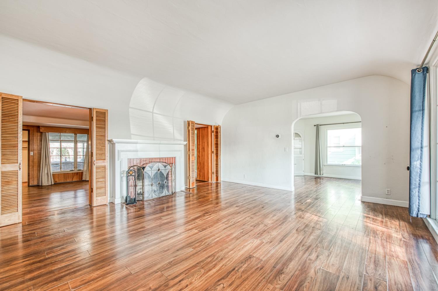 Single Family in Fresno - photo 3
