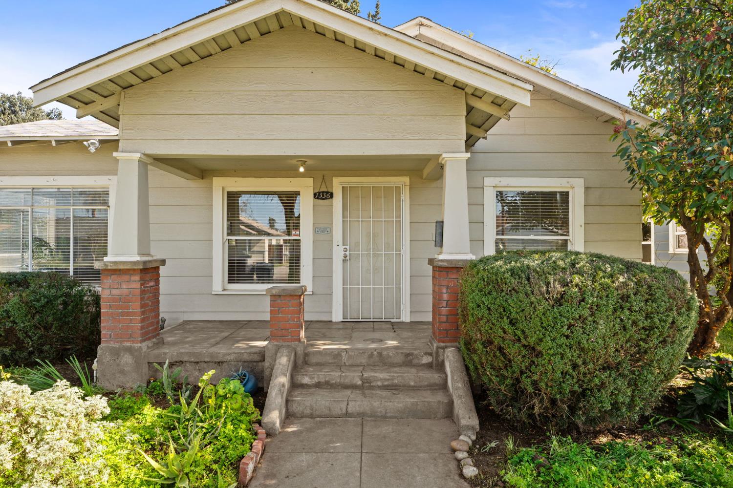 1336 N Del Mar Avenue, Fresno, CA, 93728