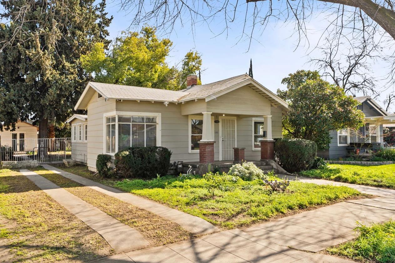 1336 N Del Mar Avenue, Fresno, CA, 93728