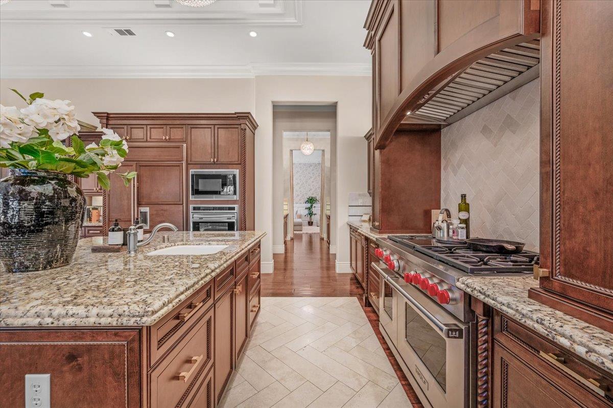 11350 N Glencastle Way, Fresno, CA, 93730