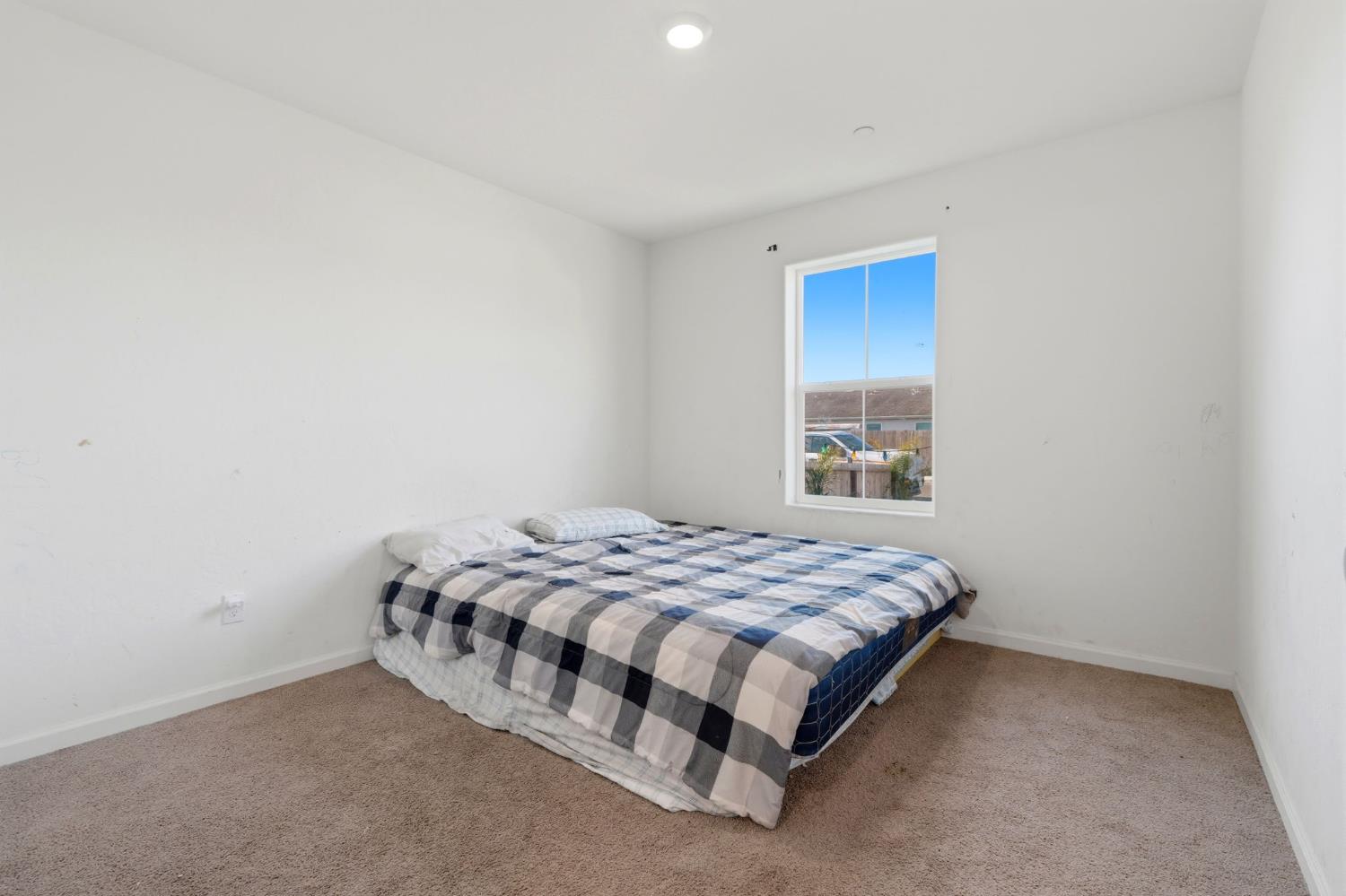 2456 Wolf Creek Place, Tulare, CA, 93274