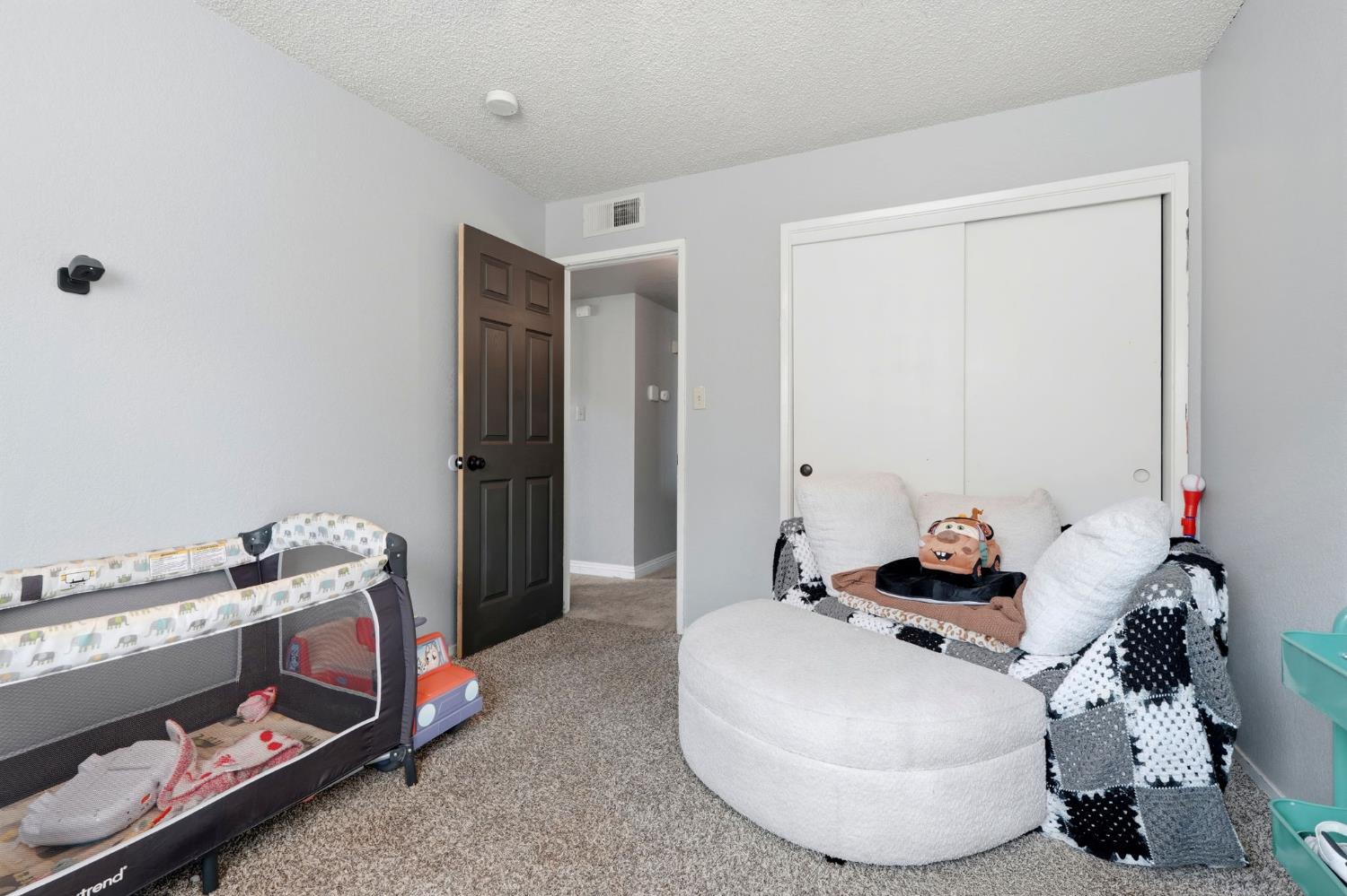 4297 W Brown Avenue, Fresno, CA, 93722