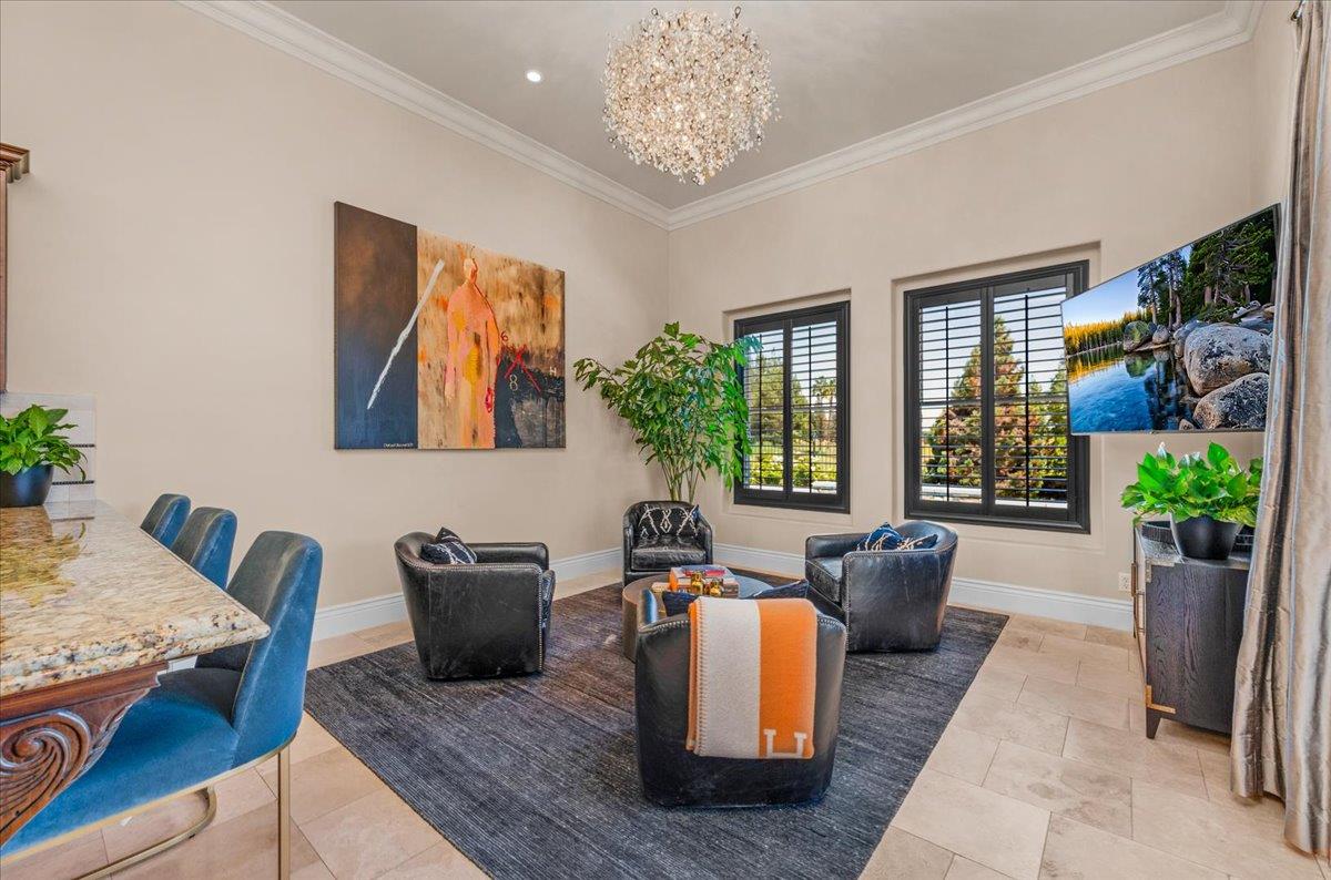 11350 N Glencastle Way, Fresno, CA, 93730