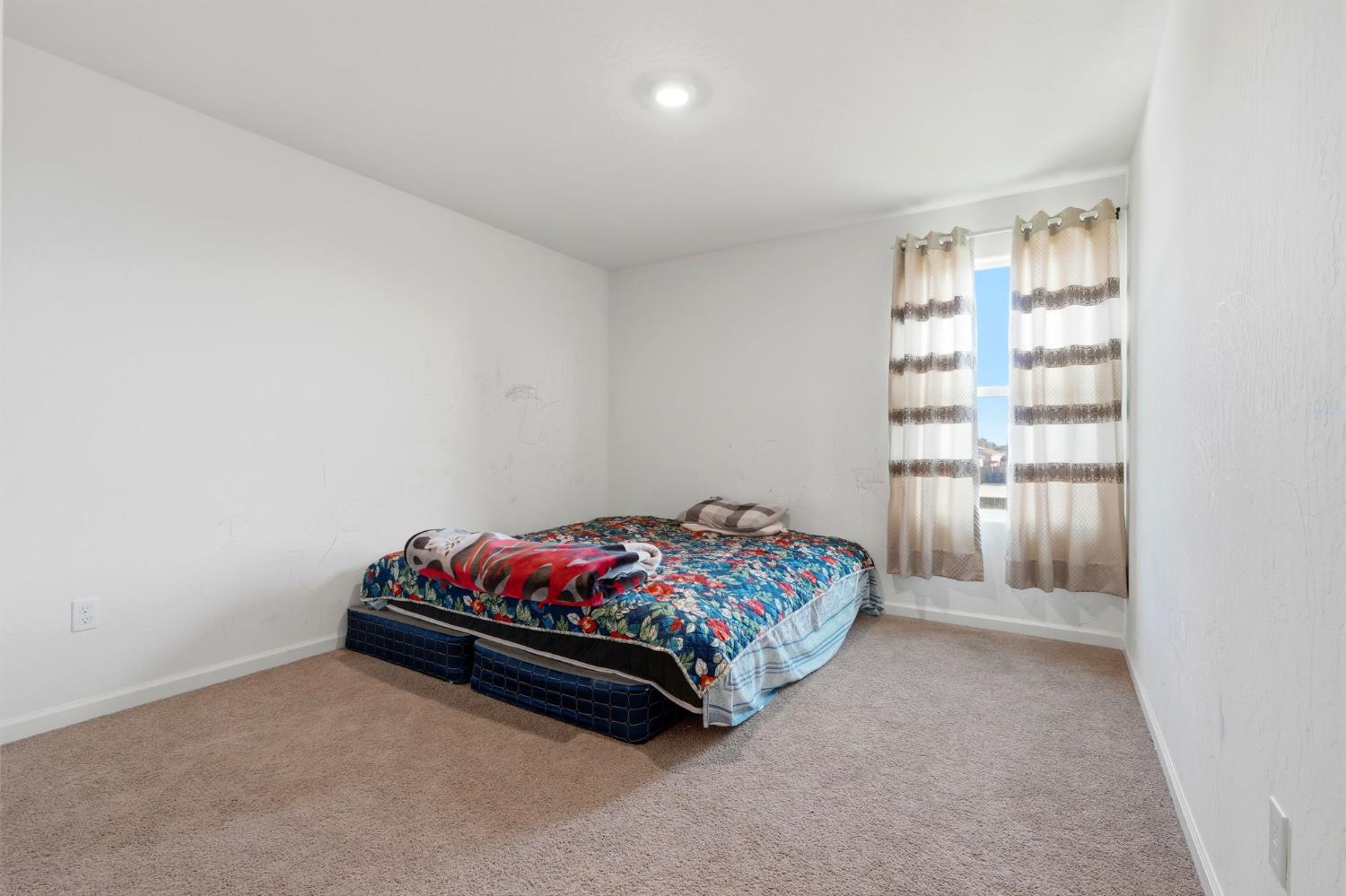 2456 Wolf Creek Place, Tulare, CA, 93274