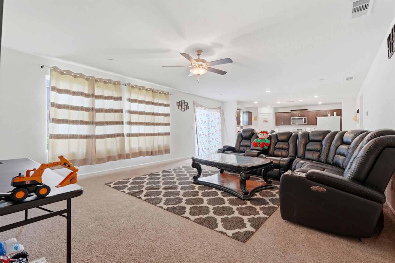 2456 Wolf Creek Place, Tulare, CA, 93274