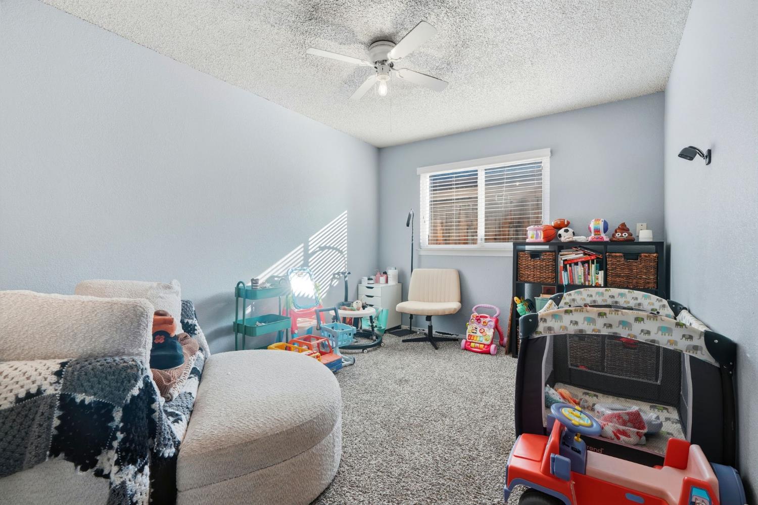 4297 W Brown Avenue, Fresno, CA, 93722