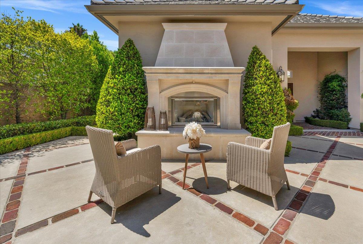 11350 N Glencastle Way, Fresno, CA, 93730